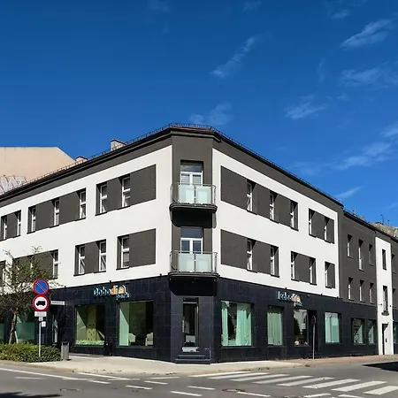 Przy Dworcu * צ'סטוצ'ובה